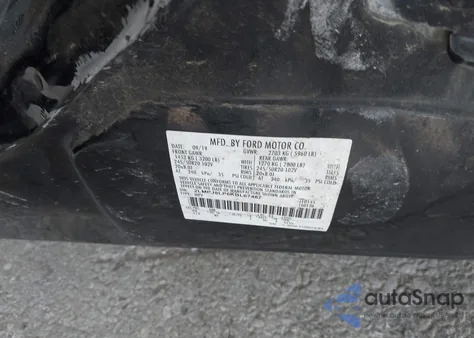 2019 Lincoln Nautilus Reserve z USA, uszkodzony, nr VIN 2LMPJ8LP6KBL67487